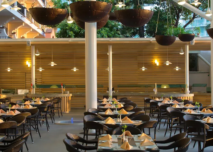 Crown Paradise Golden All Inclusive - Adults OnlyResort All Inclusive